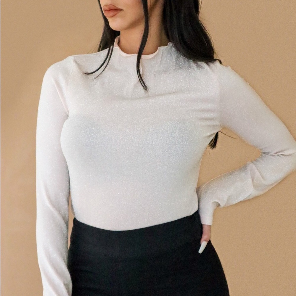 VENICE SEMI SHEER TOP